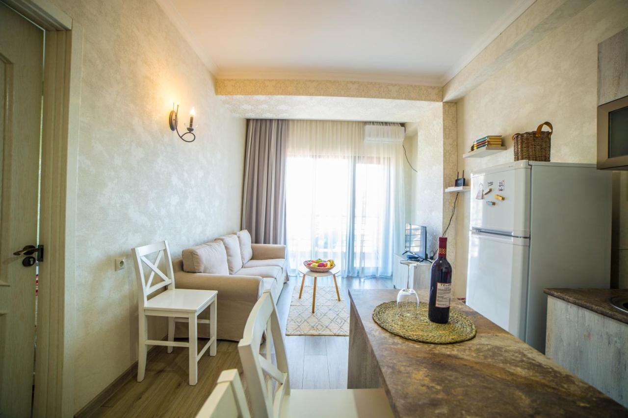 Comfy Apartment Tbilisi Exterior photo